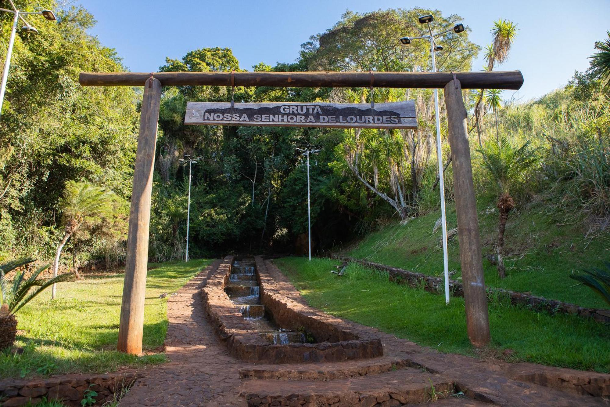 Panorama Park Hotel Igaracu do Tiete エクステリア 写真