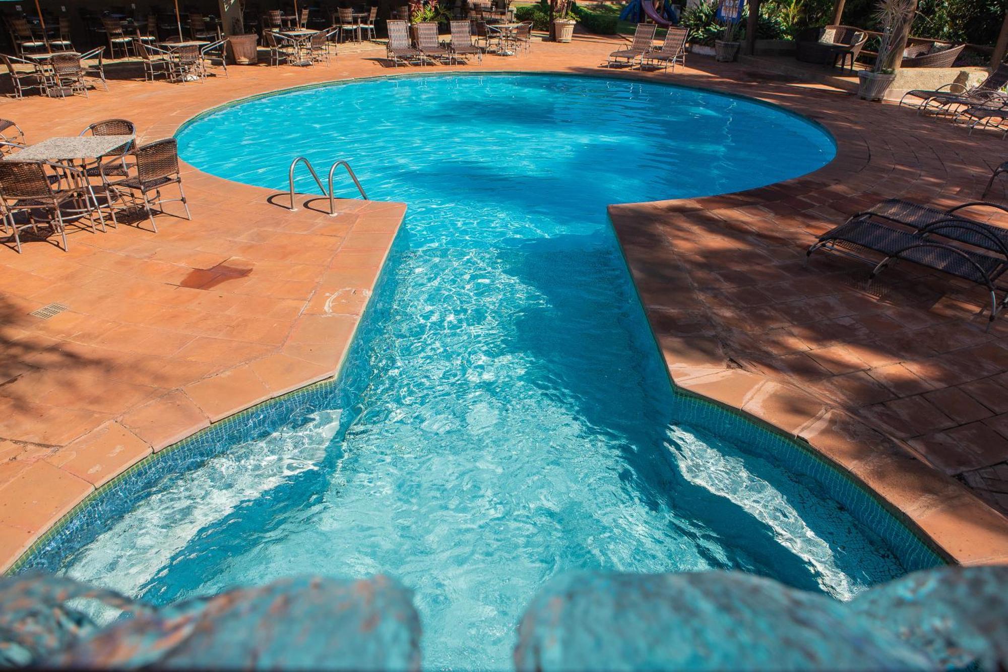 Panorama Park Hotel Igaracu do Tiete エクステリア 写真